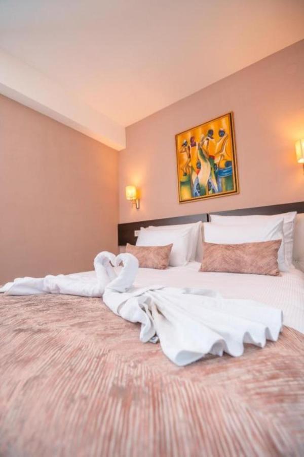 Garden City Hotel Кониц Экстерьер фото