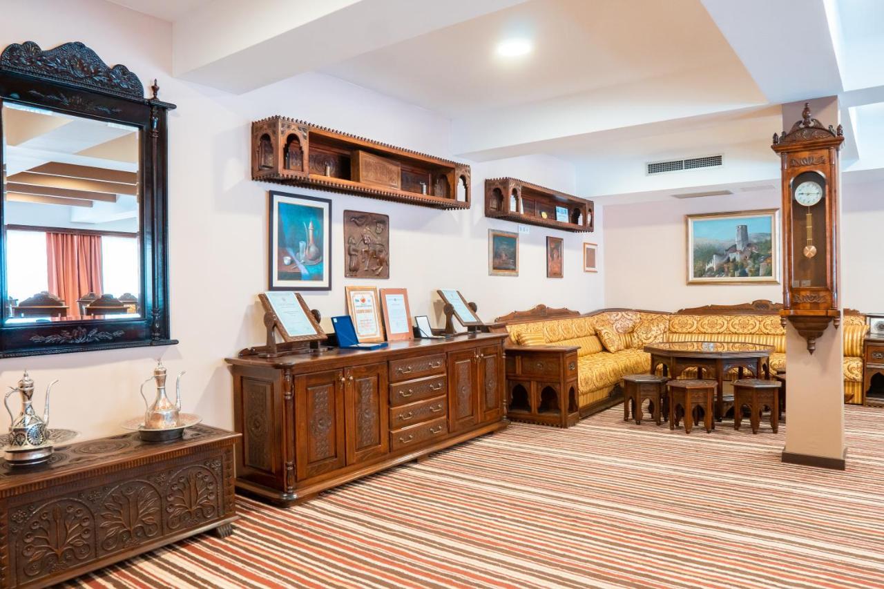 Garden City Hotel Кониц Экстерьер фото