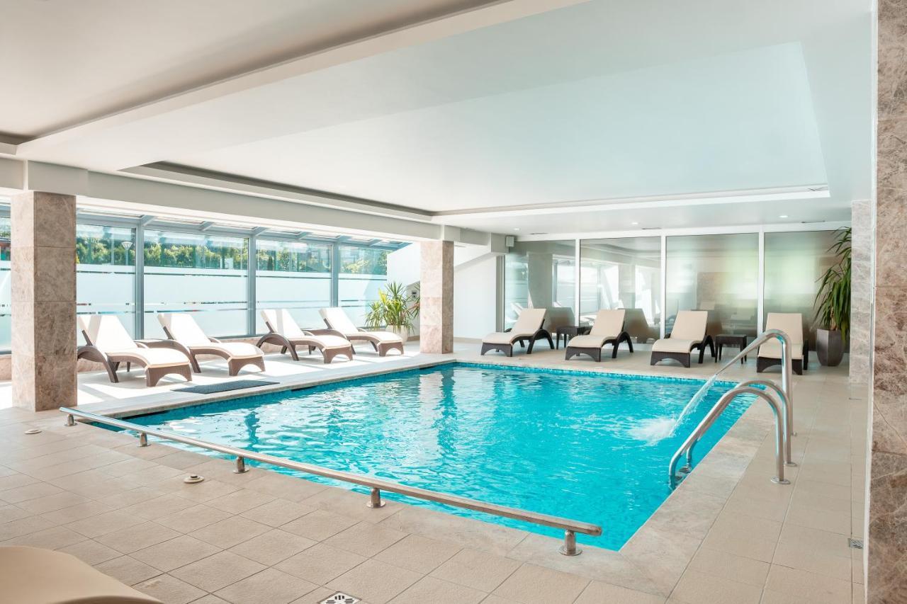 Garden City Hotel Кониц Экстерьер фото
