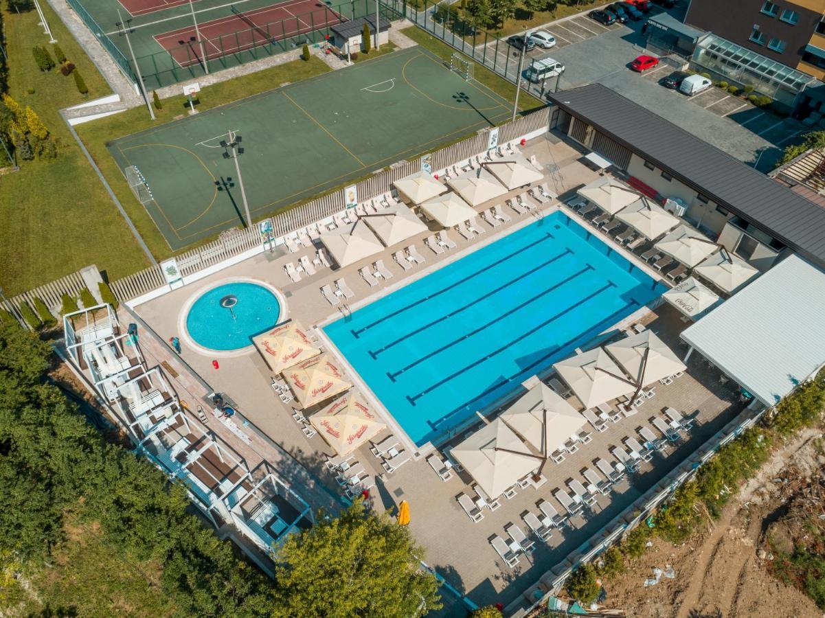 Garden City Hotel Кониц Экстерьер фото